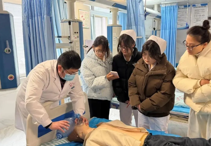 寿县技工学校护理专业