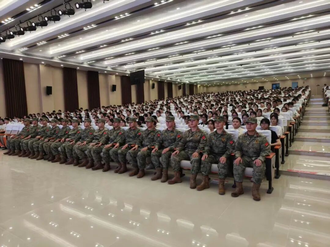 定远英华中学.jpg
